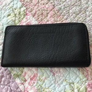 Accordion Black Pebbled Wallet. Brand New Unused.